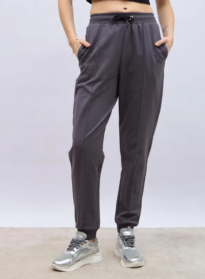 ستايلي جوغر بحواف مطاطية قصة عادية